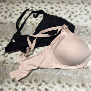 Women’s 36C black and cream t-shirt bras, no underwire